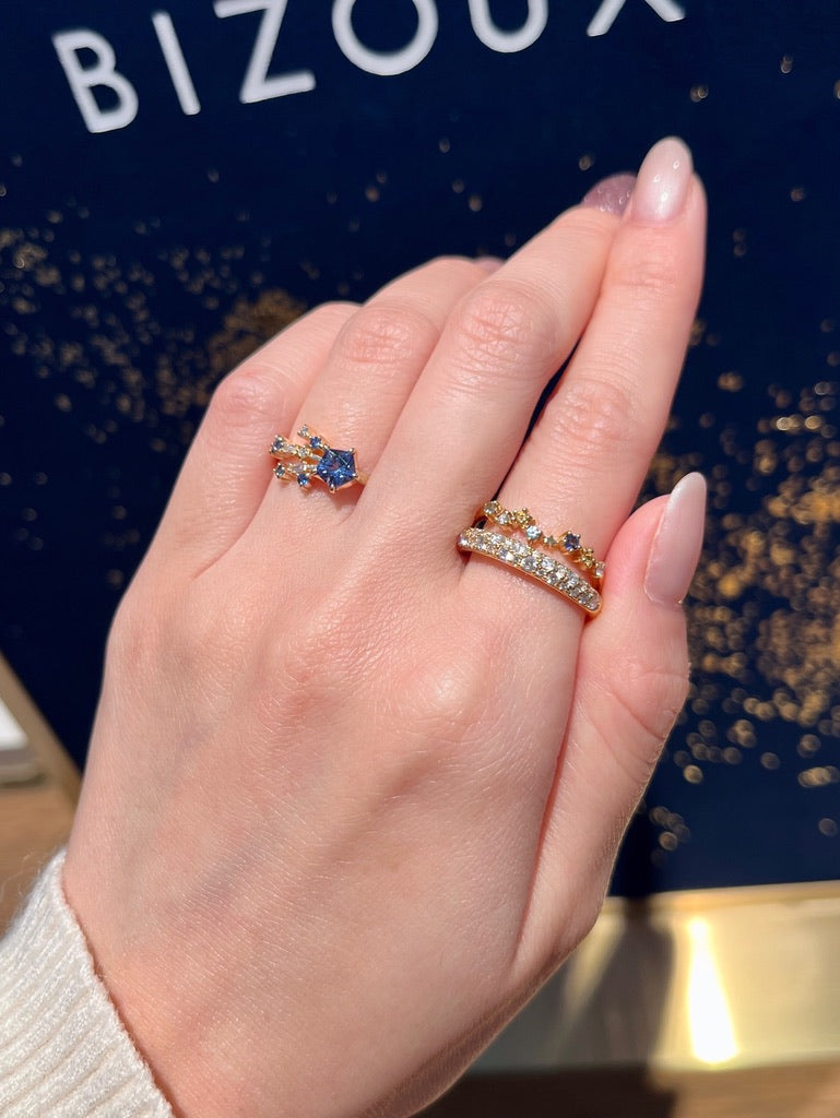 煌めく星空をイメージした王道コーデ