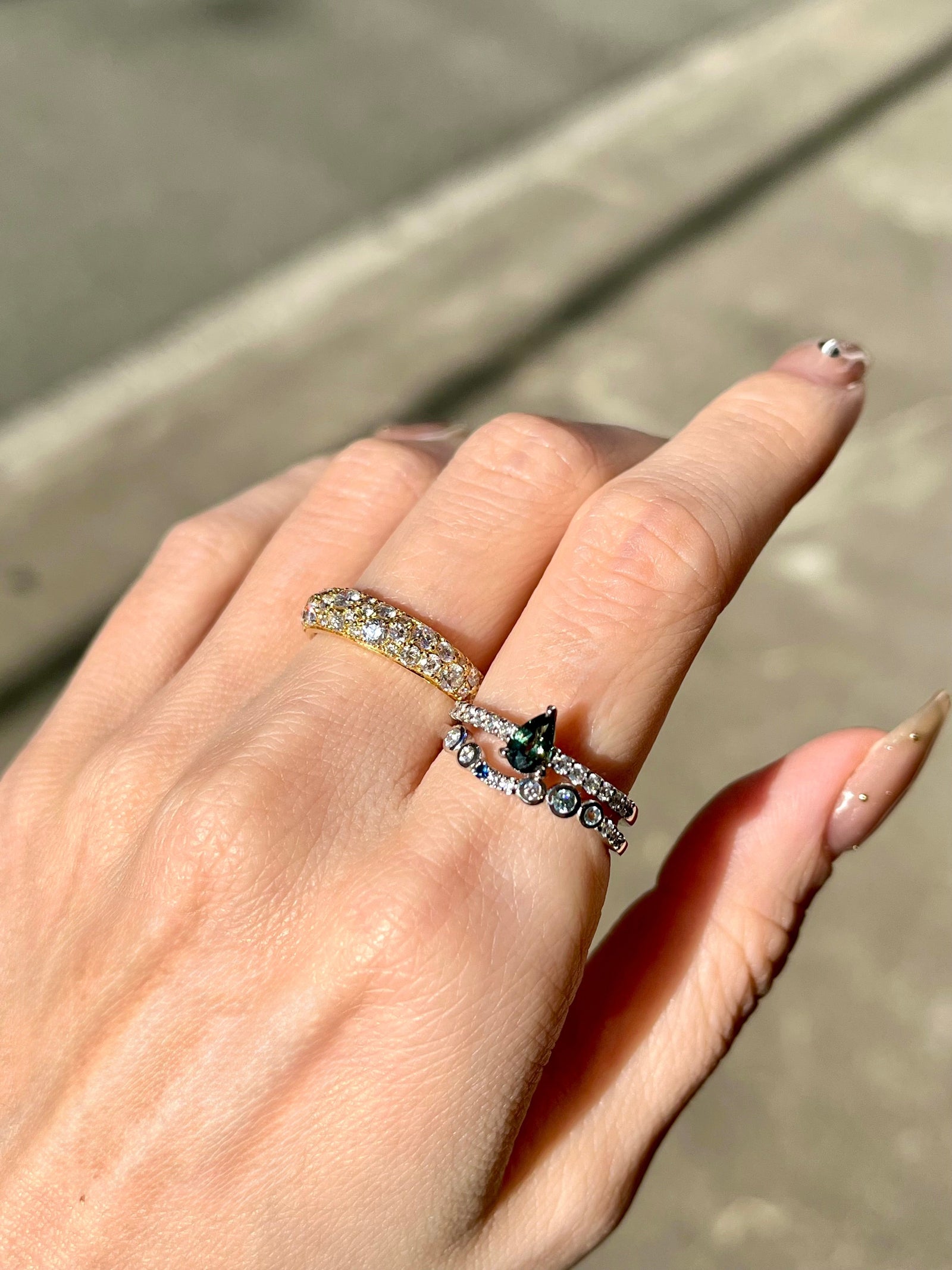 高級感あふれるシックで上品なコーデ