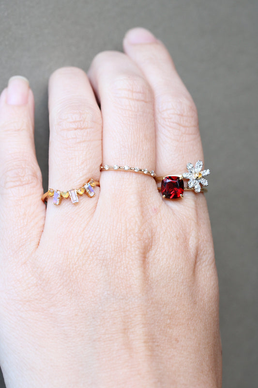 赤を効かせた上品カラーコーディネート♪