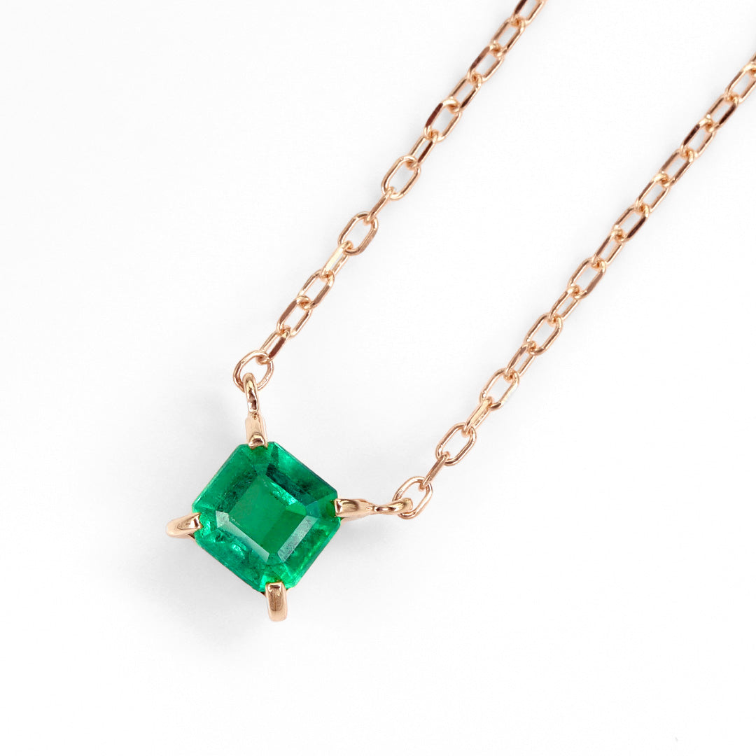 【即日発送】エメラルド(コロンビア産/スクエア) K18/PTネックレス・セラム