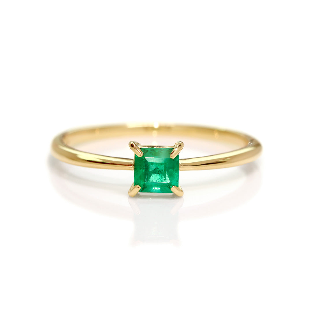【即日発送】エメラルド(コロンビア産/スクエア) K18/PTリング・セラム