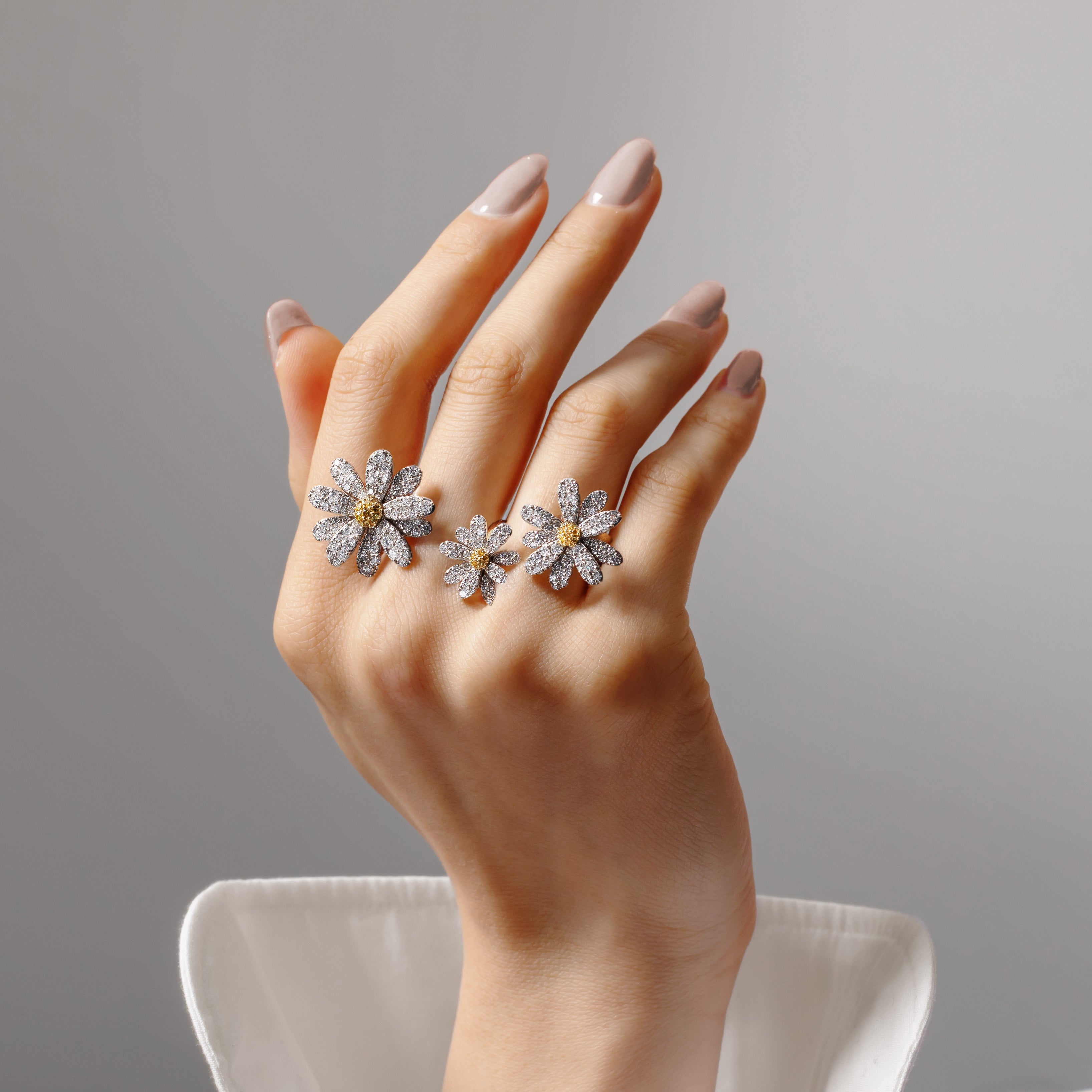 【店舗限定】ダイヤモンド K18×PTダブルフィンガーリング・フルール