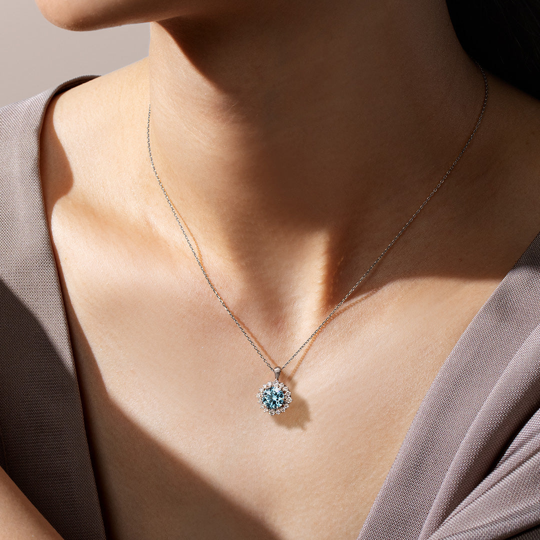 ブルーダイヤモンド(ラボグロウン)PTペンダントトップ・フロレゾン