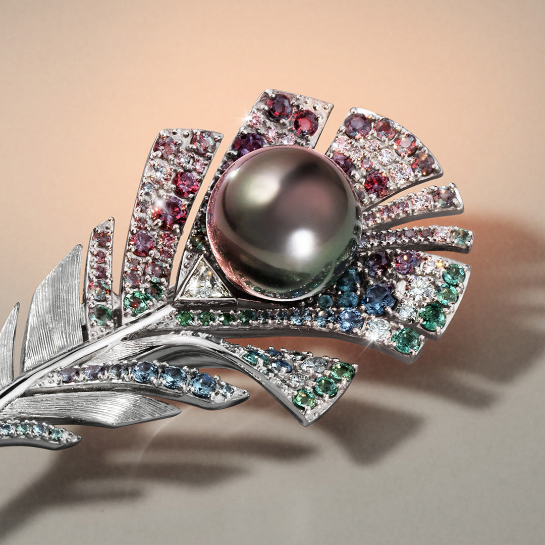 【Tales of Her・京都店限定】黒蝶真珠×マルチカラージュエル PTマルチウェアジュエリー・クロマプリュメプリンシパル