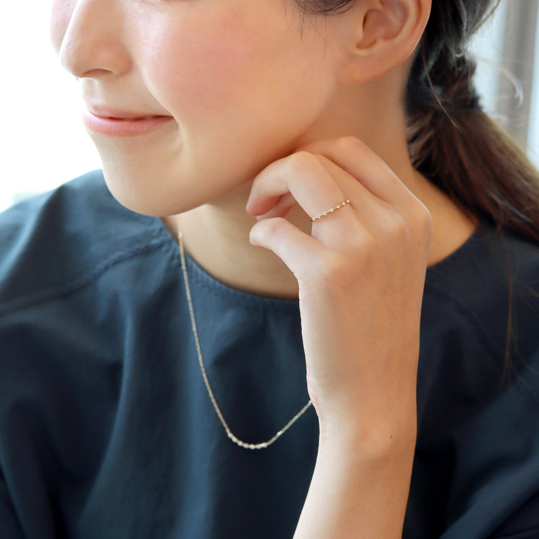 【即日発送】ダイヤモンド K18/PTリング・アクサンテール