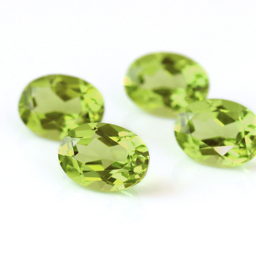 ペリドット K10/K18ペンダントトップ・セパージュ