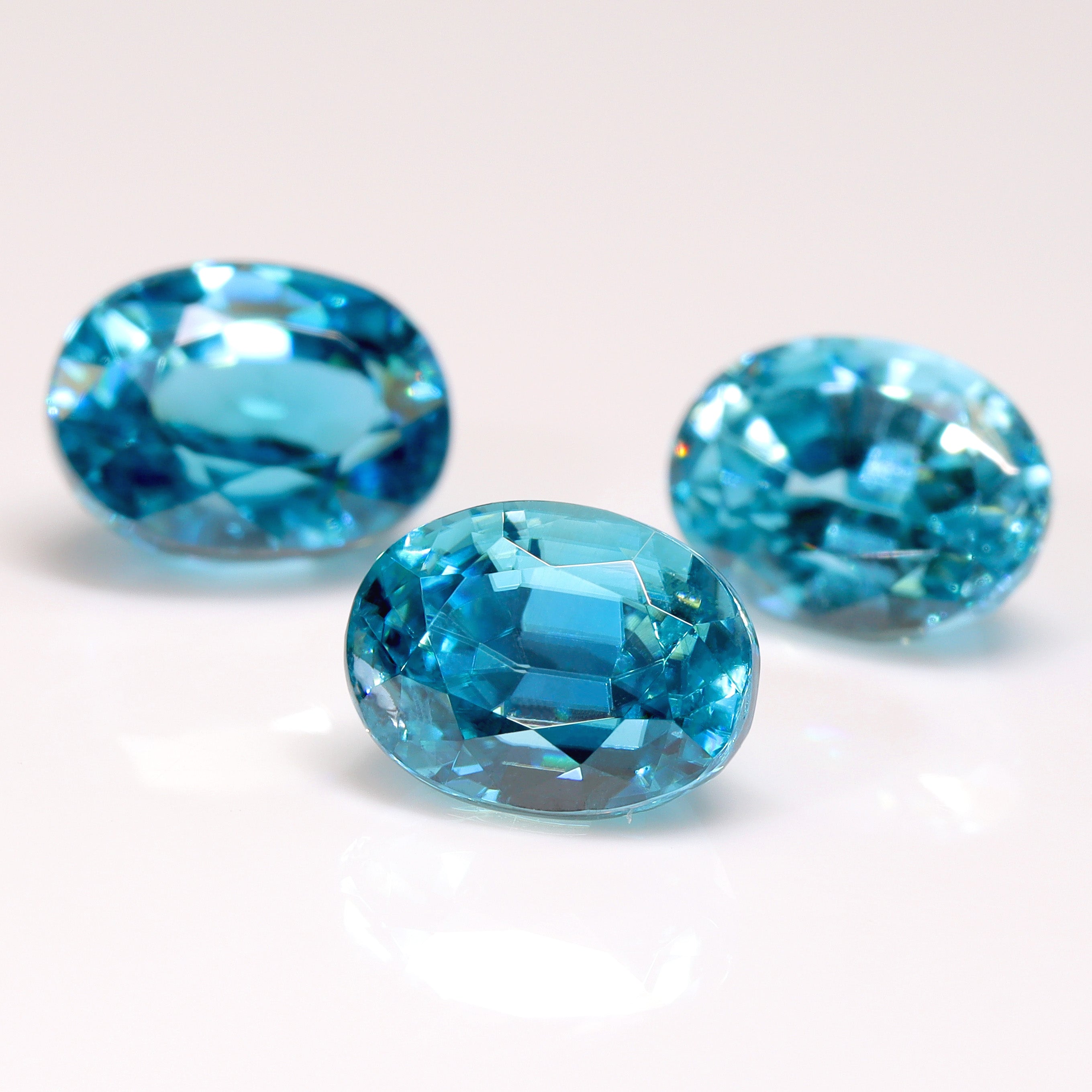 ブルージルコン K10/K18/PTリング・セパージュ