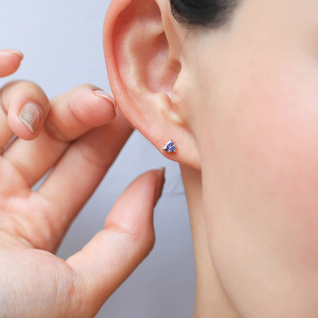 タンザナイト K18/PTピアス(片耳)・アミーユ