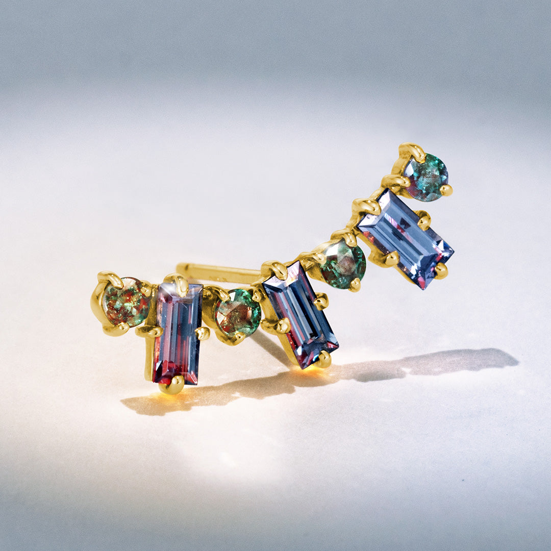 ベキリーブルーガーネット×アレキサンドライト K18/PT(片耳)ピアス・グラース