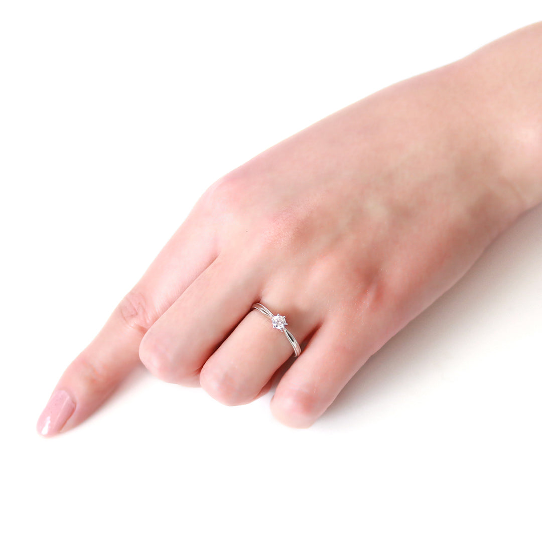 ダイヤモンド K18/PTリング・ローズ