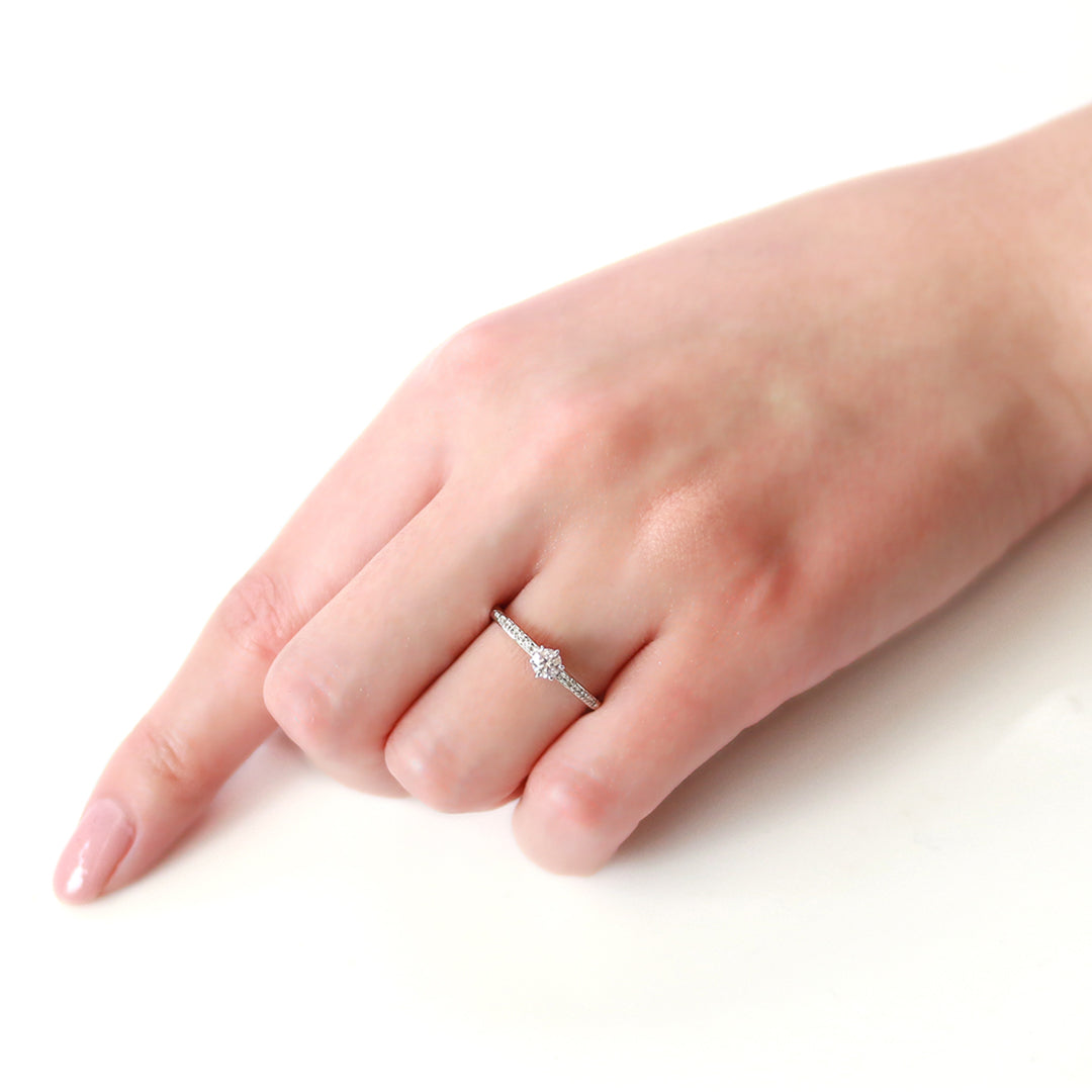 ダイヤモンド K18/PTリング・ジプソフィル