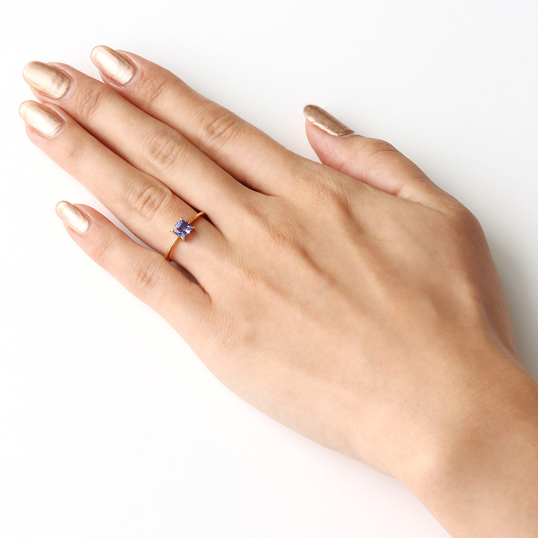 【在庫限り・即日発送】タンザナイト(ディープカラー) K18/PTリング・セラム(5mm×5mm)