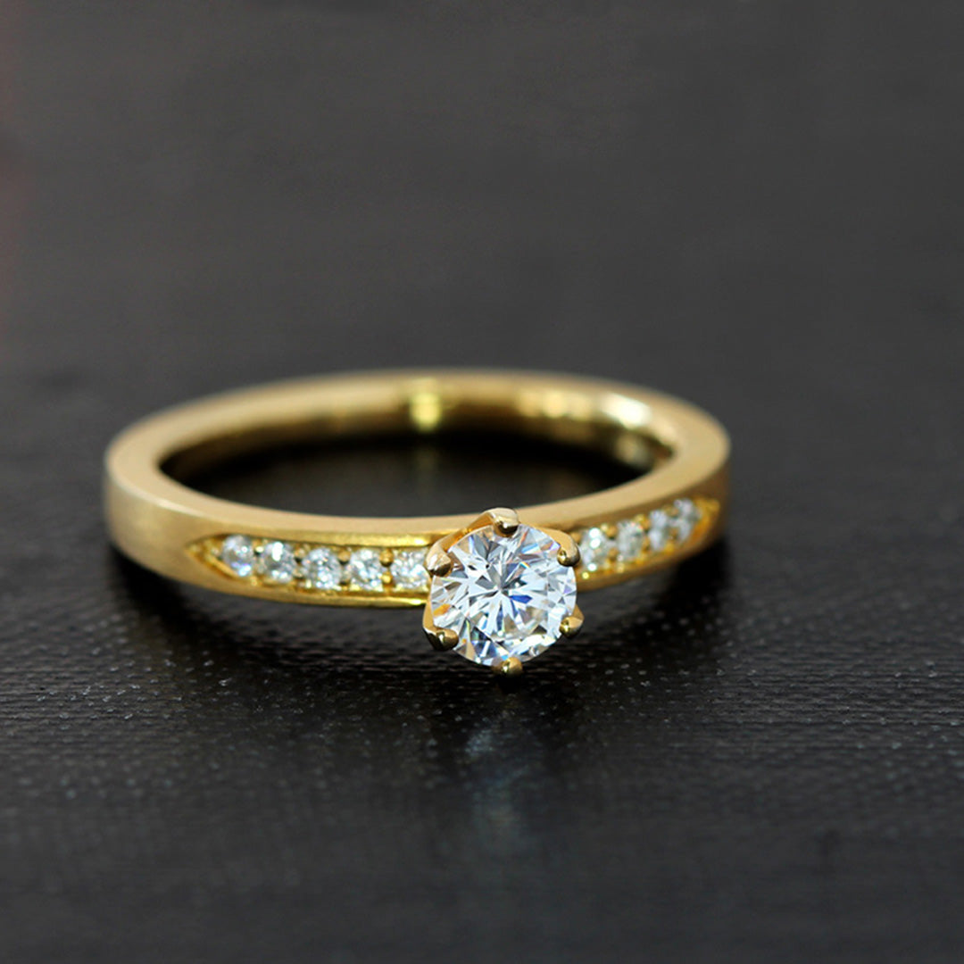 ダイヤモンド K18/PTリング・エタニティ