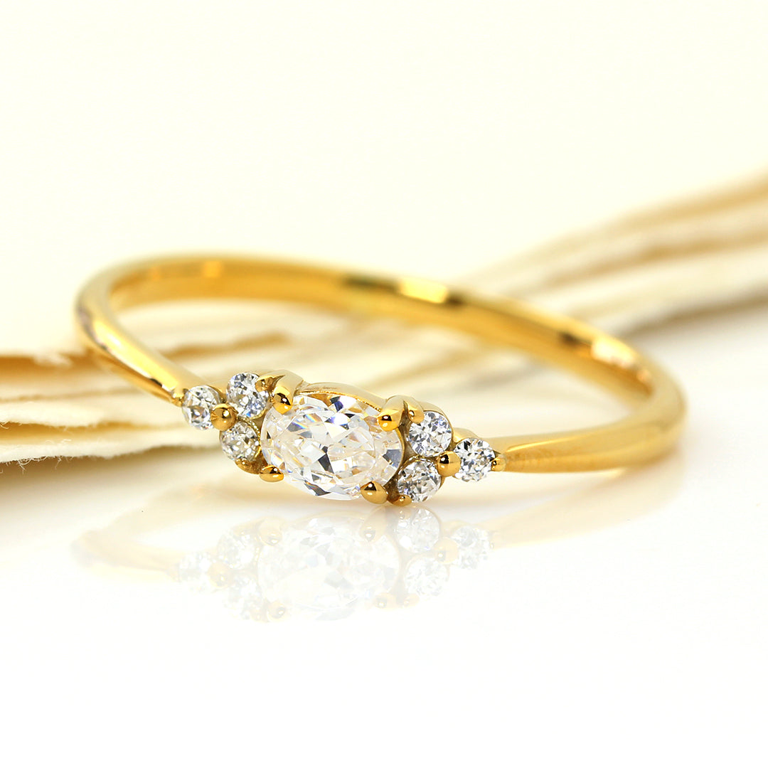 ダイヤモンド(SIクラス相当) K18/PTリング・フラヴィ