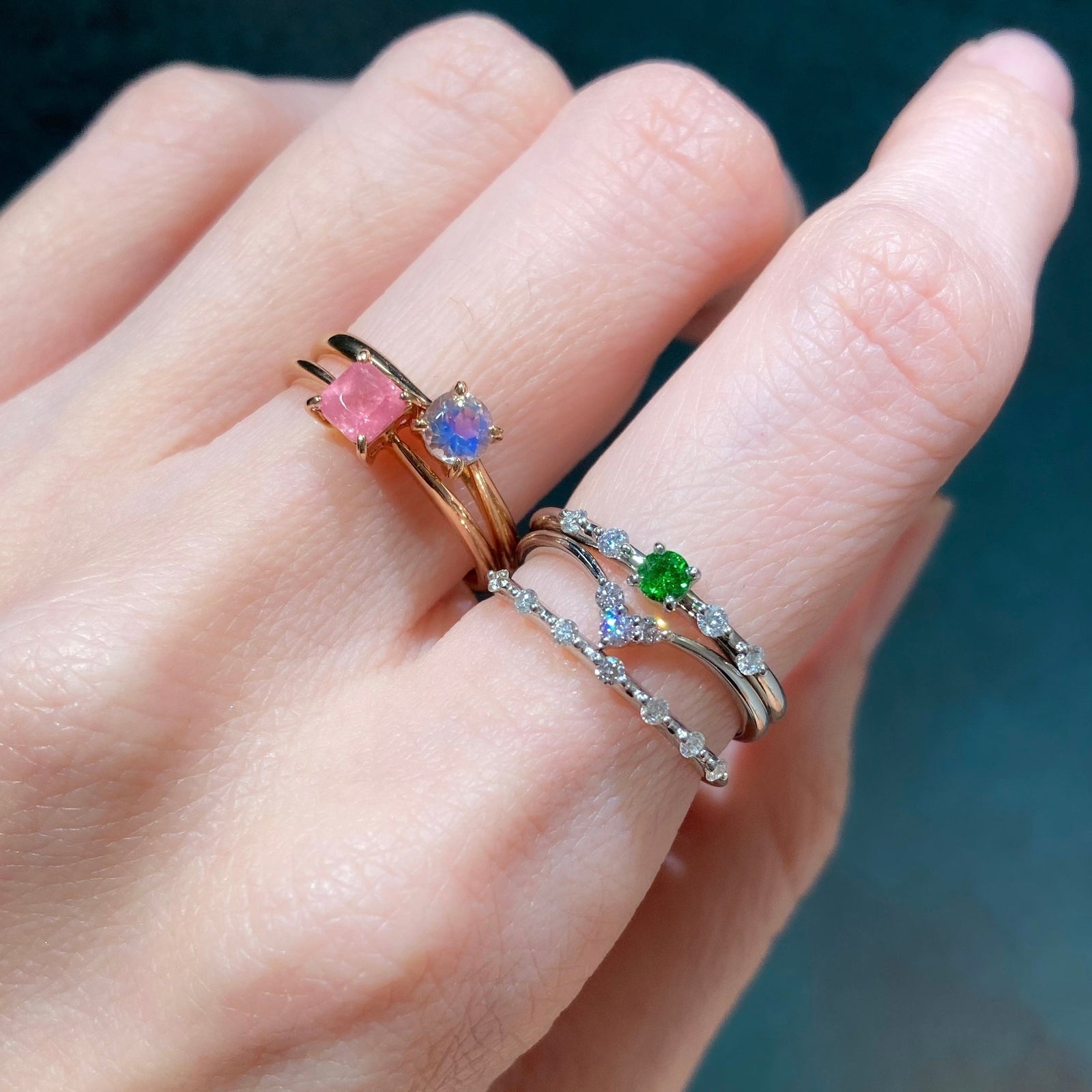 デマントイドガーネットのコーデ