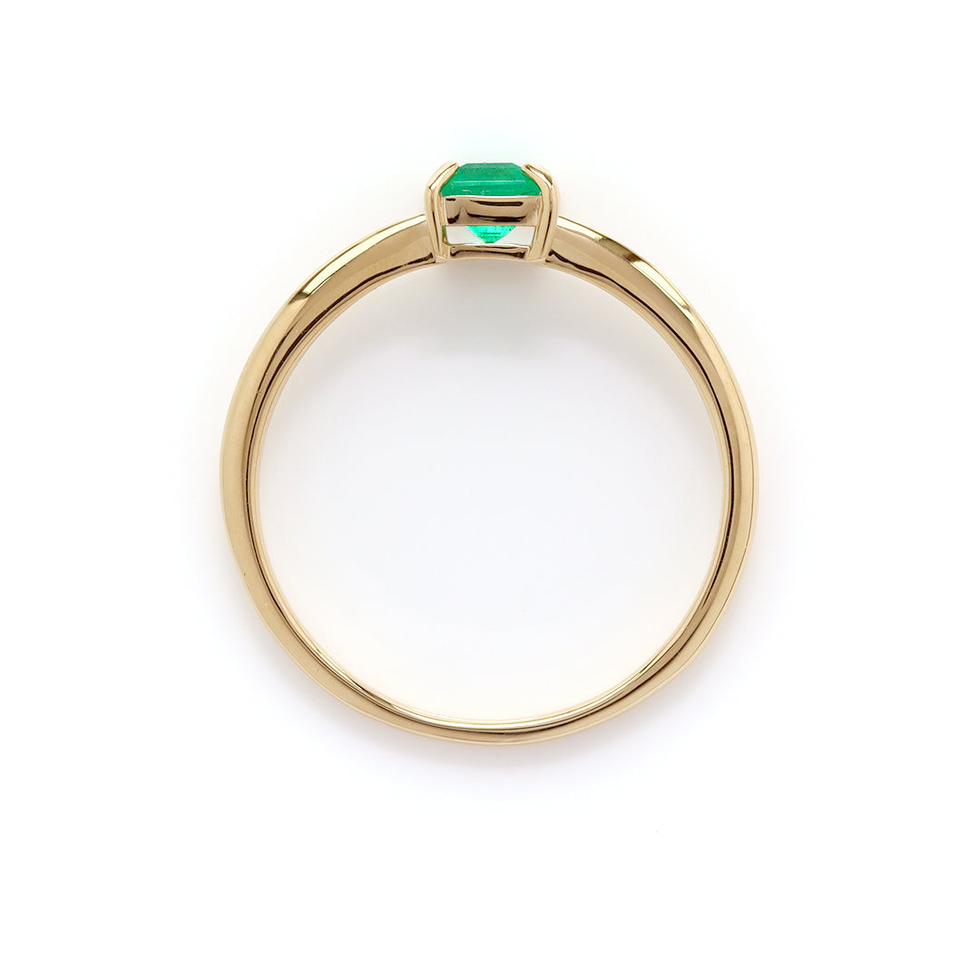 【即日発送】エメラルド(コロンビア産/スクエア) K18/PTリング・セラム
