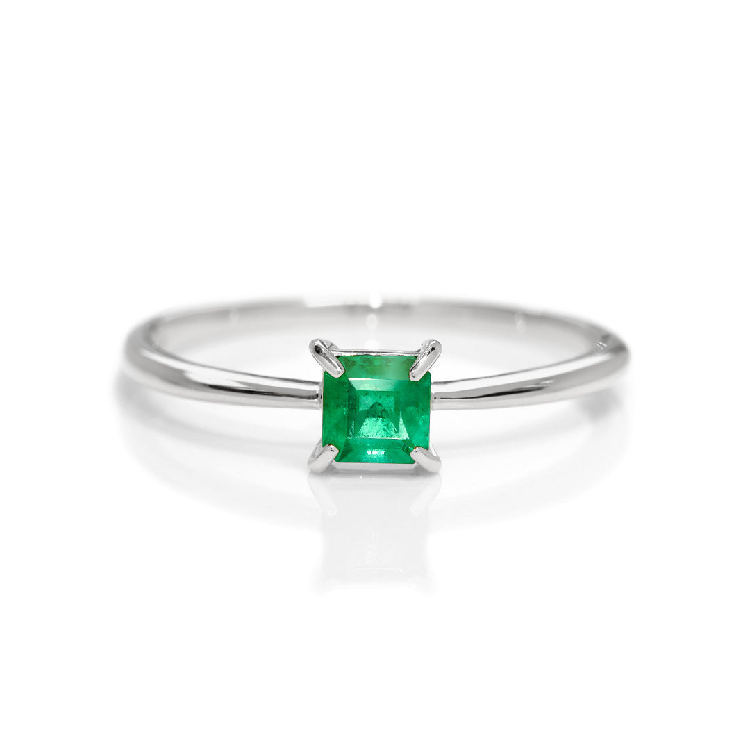 【即日発送】エメラルド(コロンビア産/スクエア) K18/PTリング・セラム