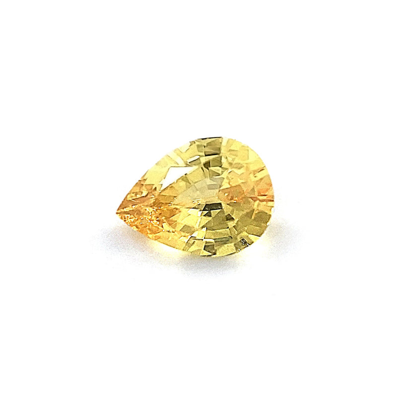 非加熱イエローサファイア(0.58ct/)