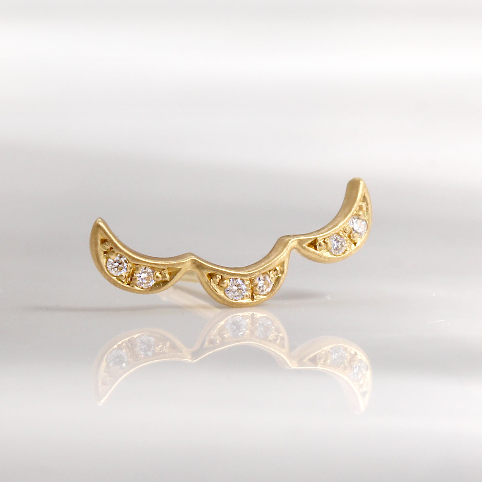 【在庫限り・即日発送】ダイヤモンド K18ピアス(片耳)・シフォン