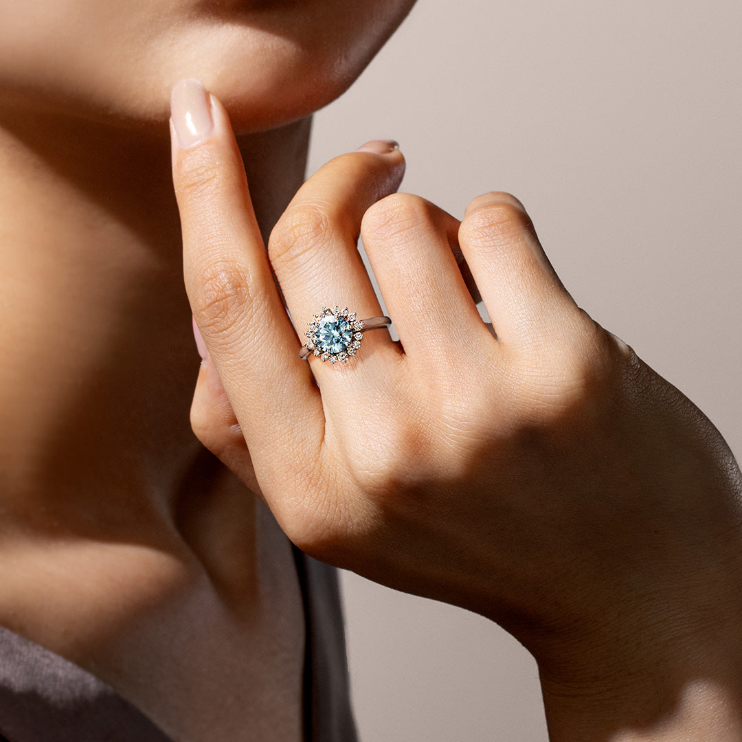 ブルーダイヤモンド（ラボグロウン）PTリング・フロレゾン