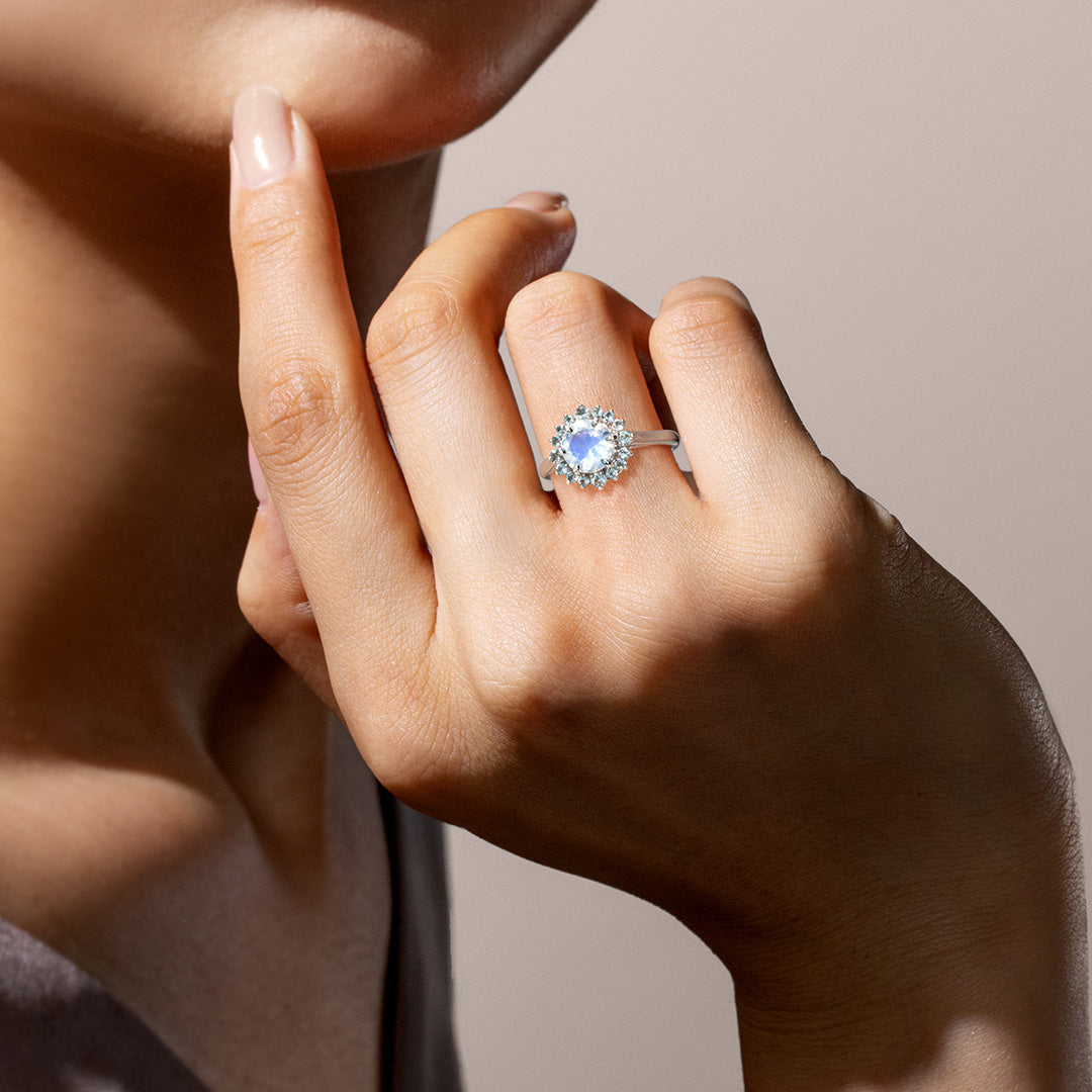 ロイヤルブルームーンストーン×アクアマリン K18/PTリング・フロレゾン
