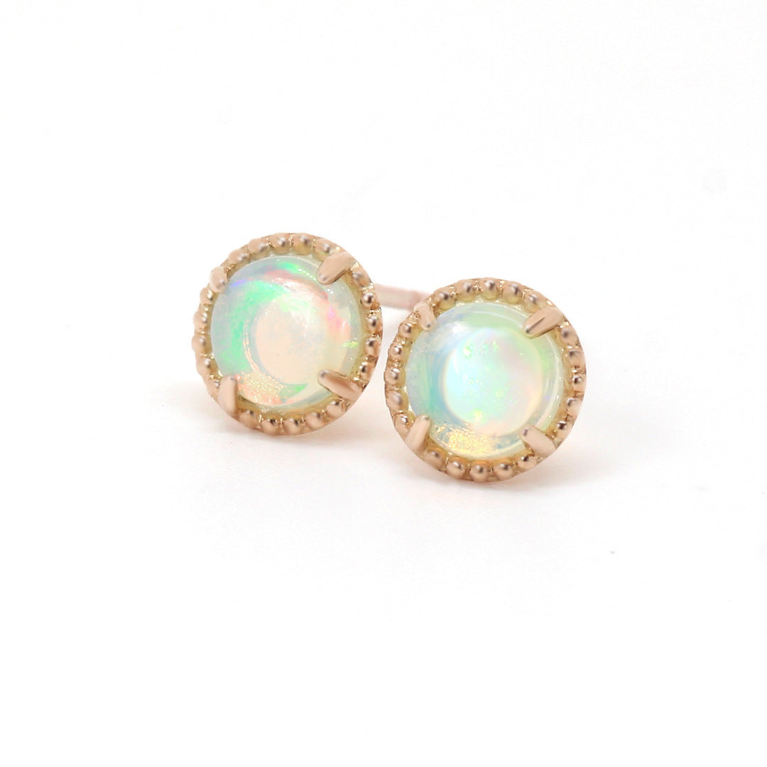 オパール×ピアス