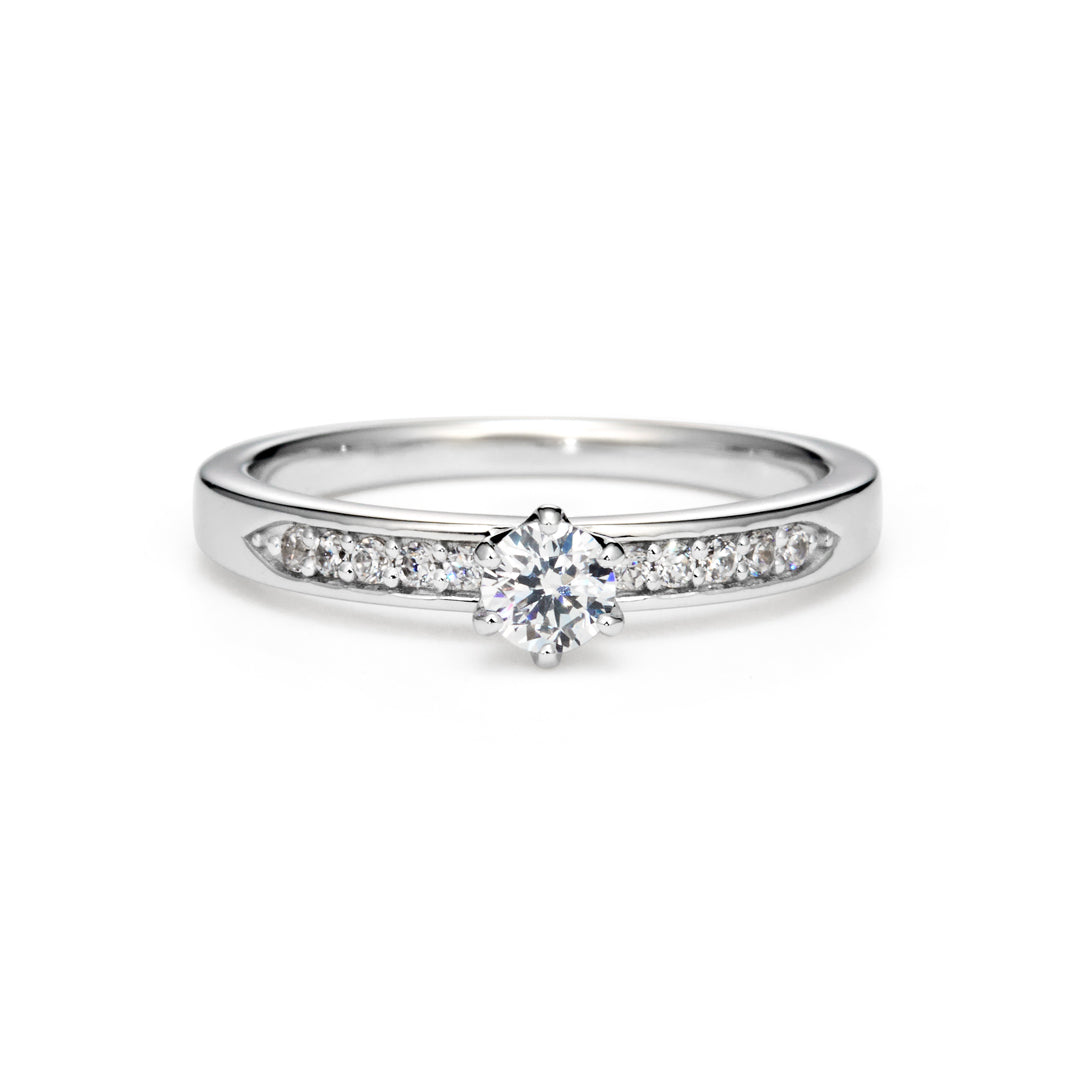 ダイヤモンド K18/PTリング・エタニティ