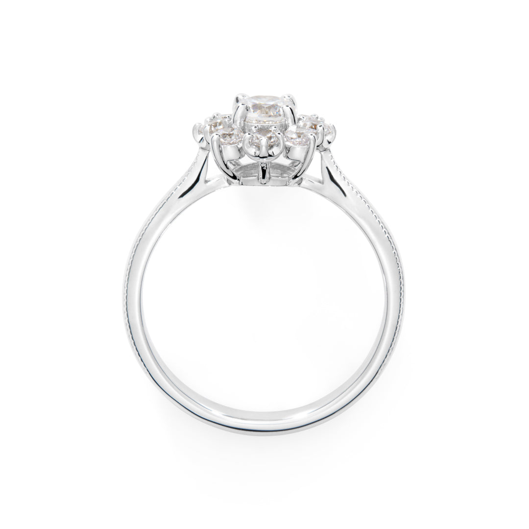 ダイヤモンド K18/PTリング・ピヴォワンヌ