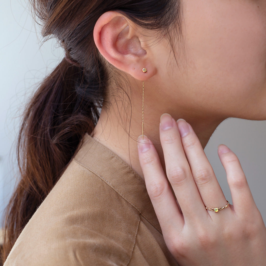 オパール×ピアス