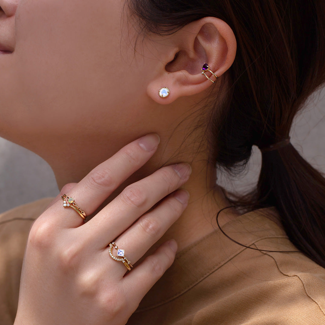 【在庫限り・即日発送】ブルームーンストーン×K10ピアス・エキューム