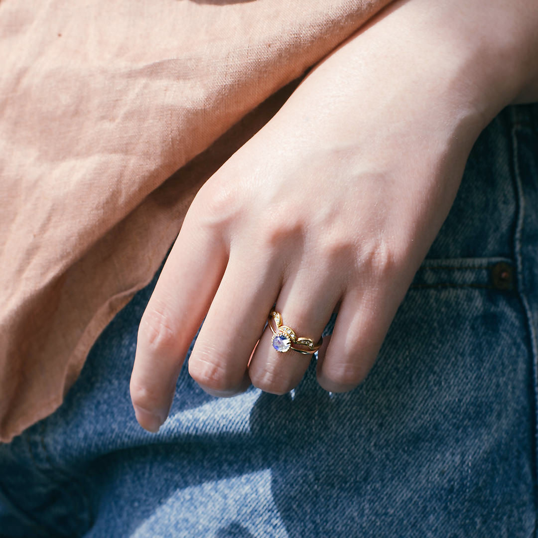 ビズー公式】ブルームーンストーン K10(10金) リング エキューム